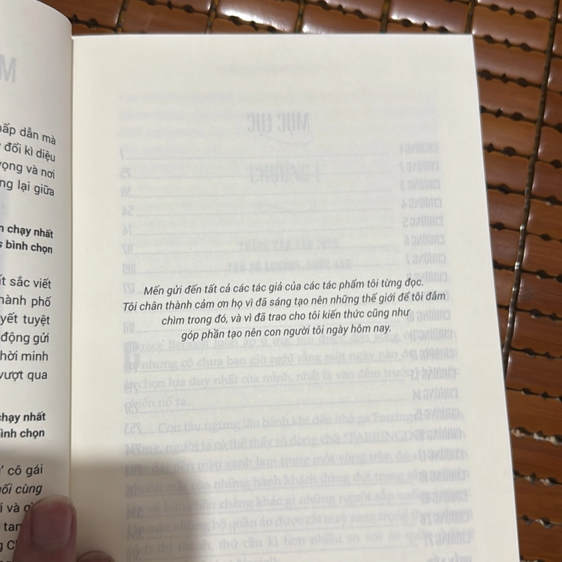 Hiệu sách cuối cùng ở London - Madeline Martin 532304
