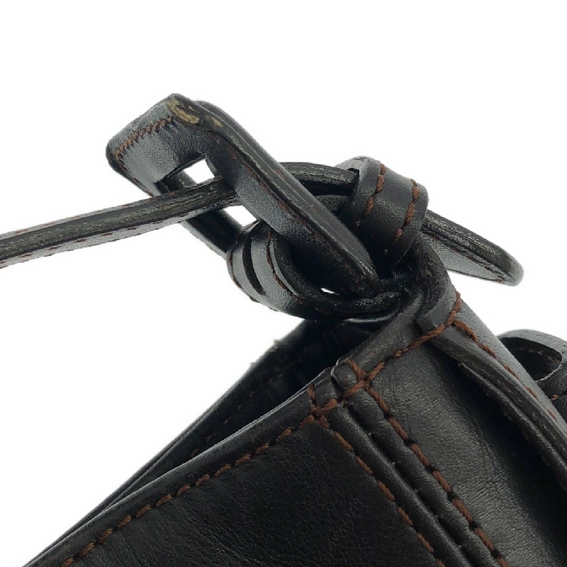 Túi xách chéo Chanel - Hàng hiệu Authentic 801881