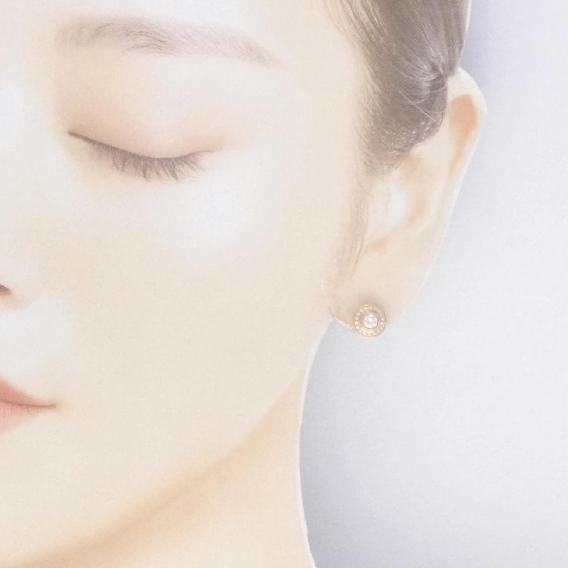 Bông tai Cartier d'Amour 665596