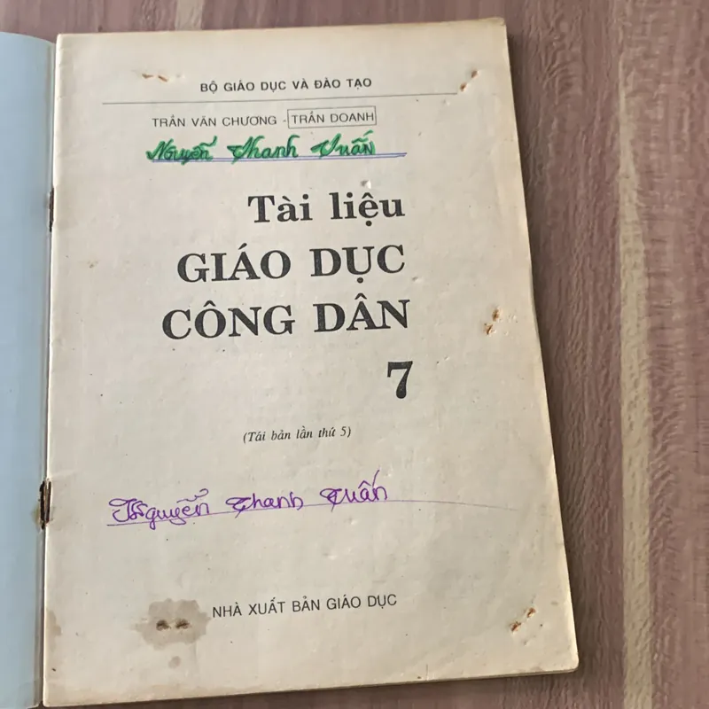 Giáo dục công dân 7, sách giáo khoa 674634