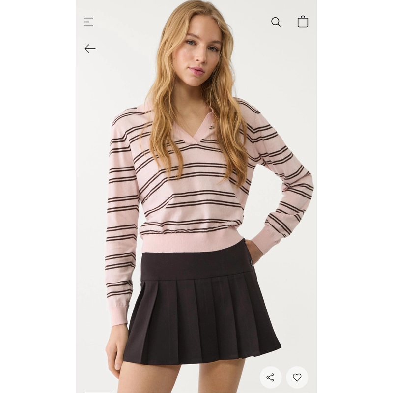 Áo polo cổ bẻ, cổ chữ V, tay dài hiệu Stradivarius của Tây Ban Nha, chính hãng 100%. 541008