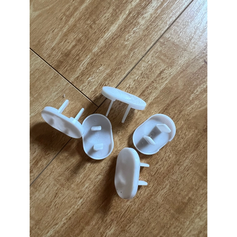 Bịt lỗ cắm điện 503501