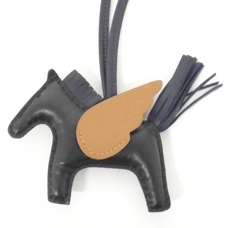 Túi charm Hermes Rodeo Pegasus PM 083010CA 624084