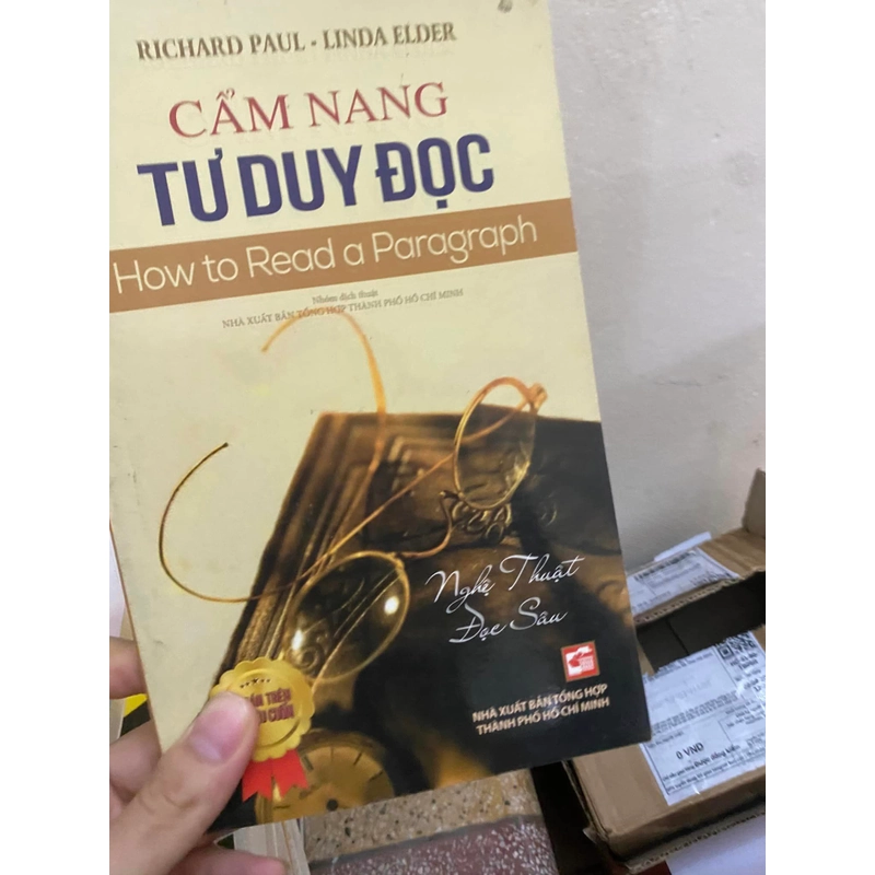 Sách Cẩm nang tư duy đọc (How to read a paragraph) - Richard Paul & Linda Elder 313288