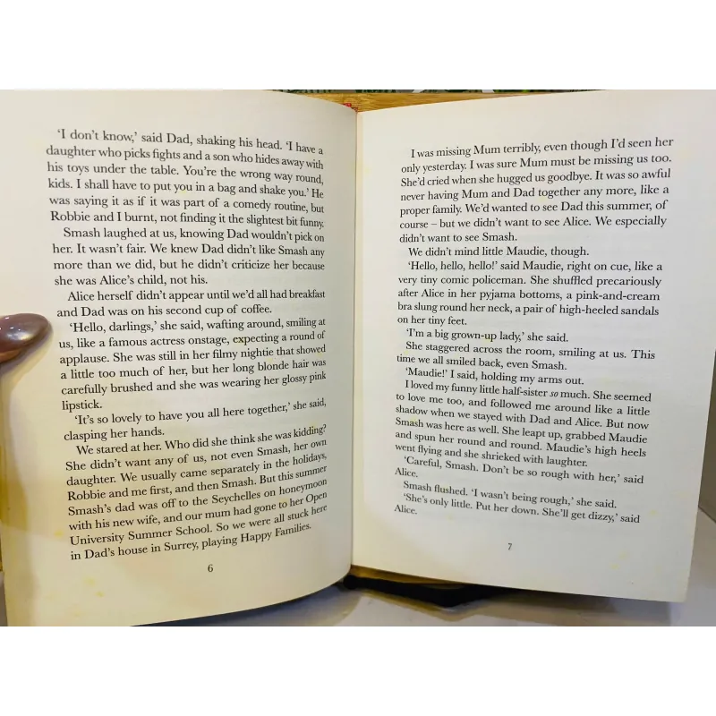 [Sách tiếng Anh 2hand] Like new 90% - Four Children and It – Jacqueline Wilson ✨💫 936377