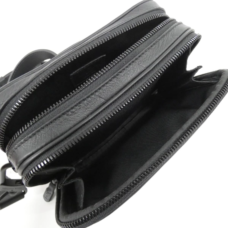 Ví đeo tay Louis Vuitton Monogram Shadow Alpha M82544 - Hàng hiệu Authentic 769196