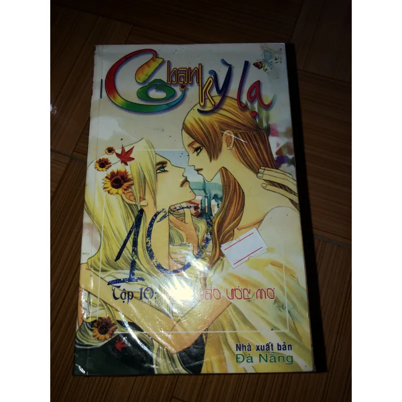 Cô bạn kỳ lạ 779660