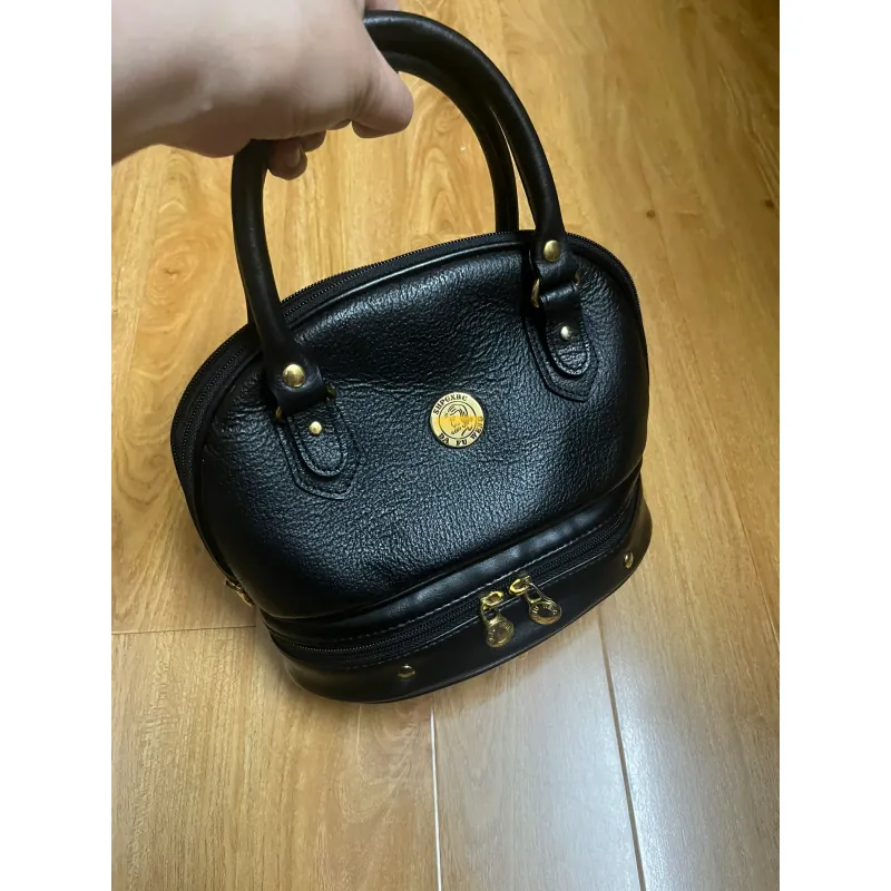 Túi nữ mini phom hến đi tiệc da thật 2hand 936050