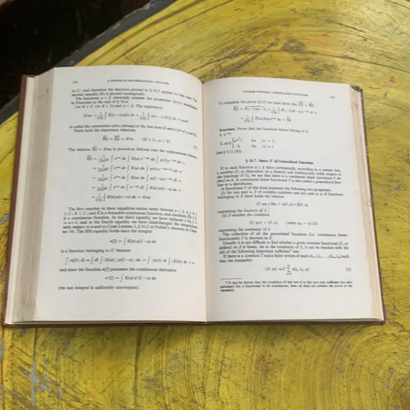 A COURSE OF MATHEMATICAL ANALYSIS VOLUME 1,2- S.M. NIKOLSKY 760760