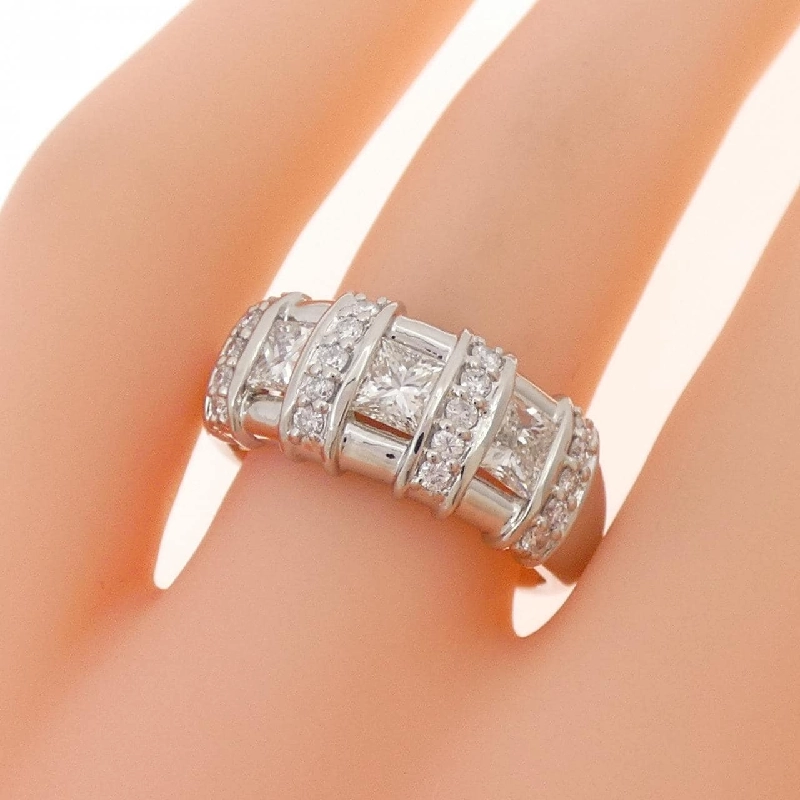 Nhẫn kim cương PT900 1.00CT - Hàng hiệu Authentic 852893