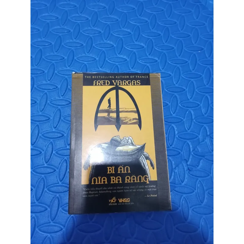 Bí ẩn nĩa ba răng 973718