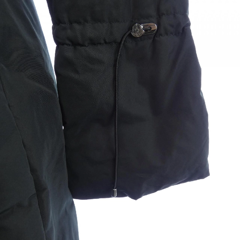 Áo khoác lông vũ MONCLER ALNUS 630763