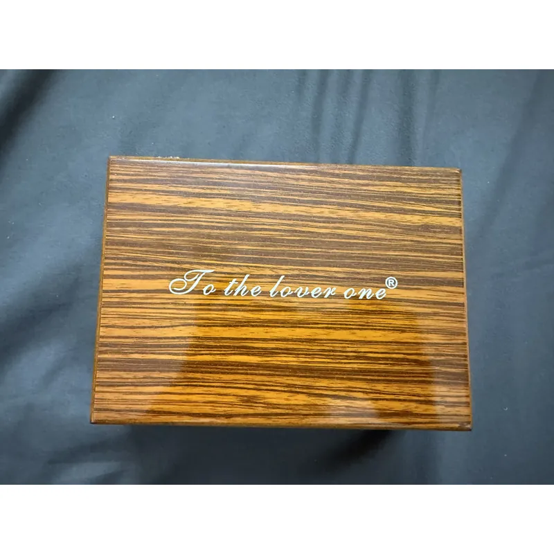 Đồng hồ đeo tay nữ 674878