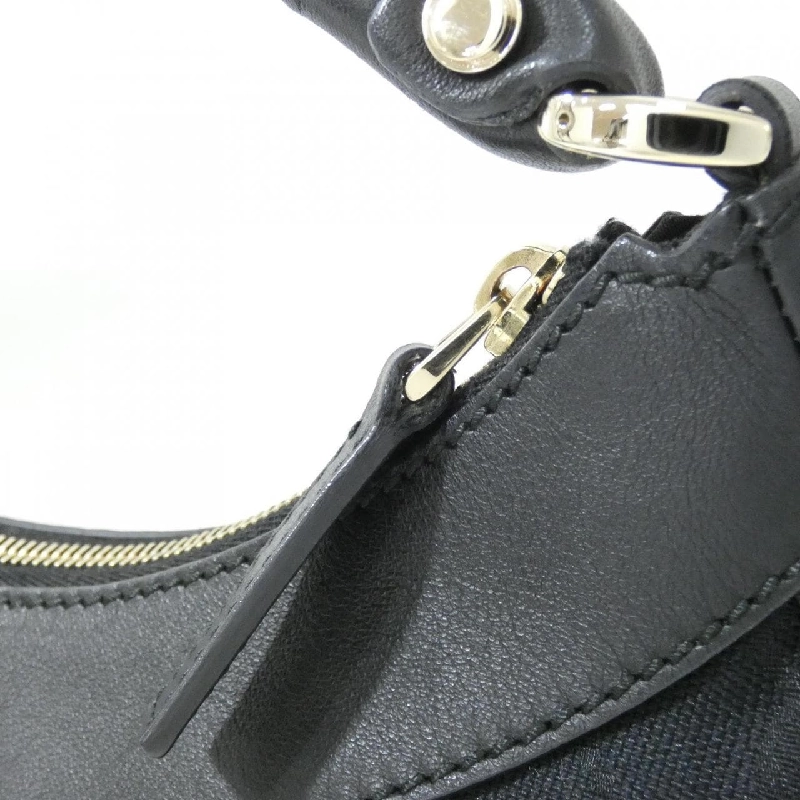 Gucci 190525 Túi đeo chéo - Hàng hiệu Chính hãng 802640