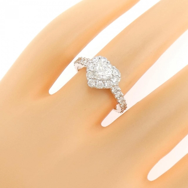 Nhẫn biểu tượng Graph 0.51CT G VS1 hình trái tim - Hàng hiệu Authentic 838244