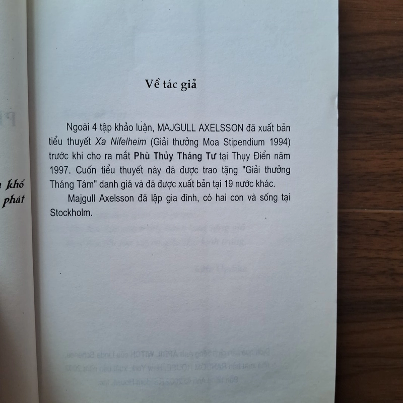 Phù thủy tháng tư 506367