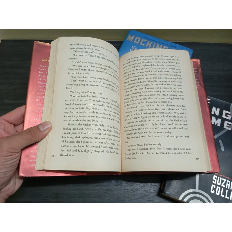 The hunger games set , sách ngoại văn tiếng Anh english book  729952