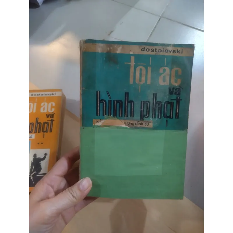 Tội ác và hình phạt  688228