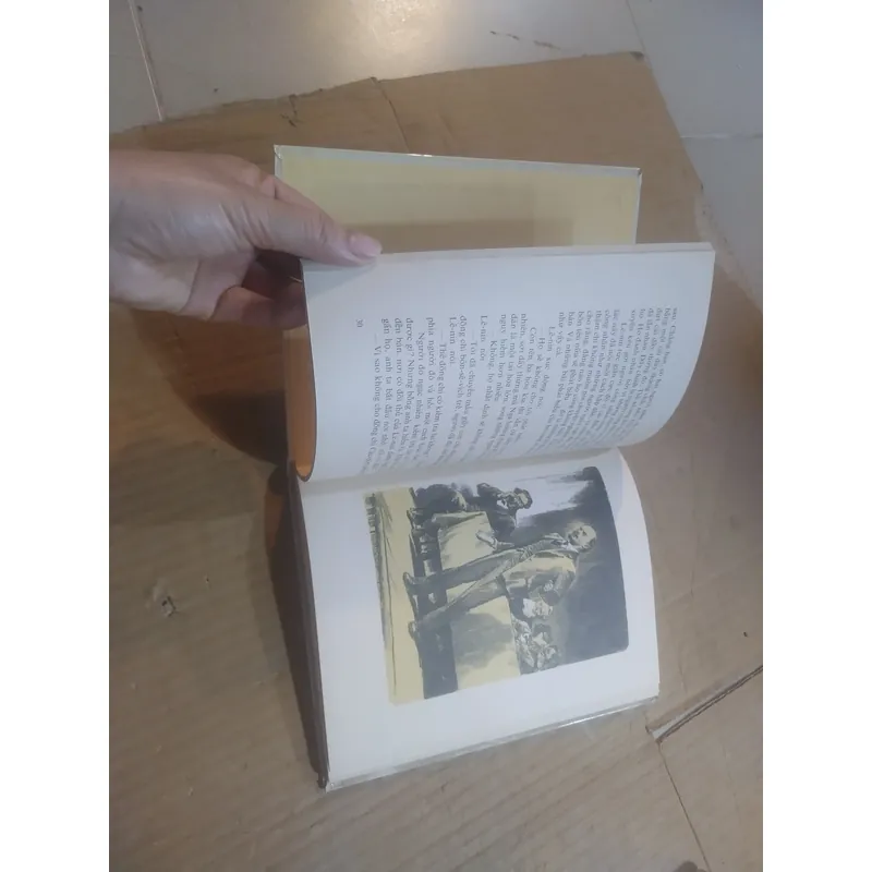 Những mẩu chuyện về Lê Nin 688026