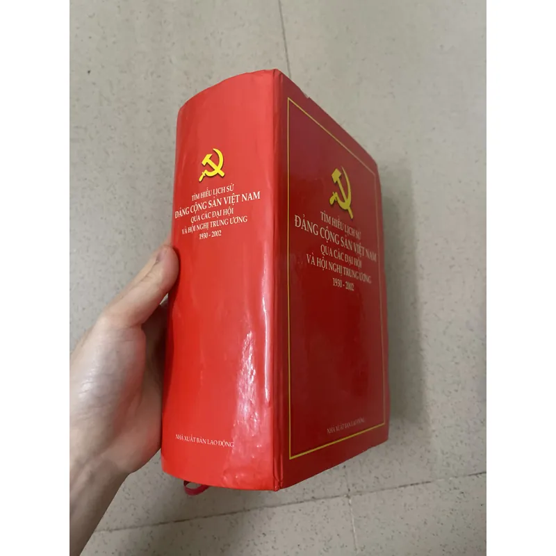 Tìm hiểu lịch sử ĐCS Việt Nam qua các Đại hội và Hội nghị Trung ương (1930-2002)  694250