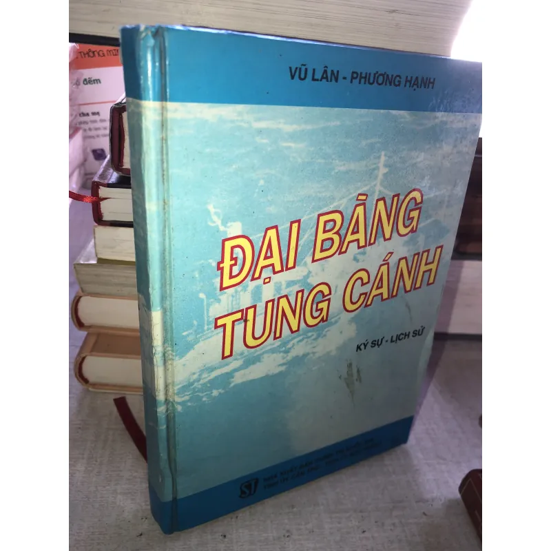 Đại bàng tung cánh 778530