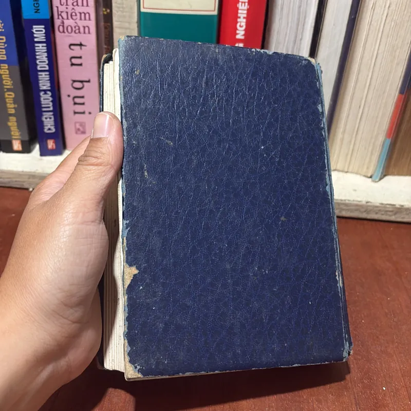 II Văn Học Nước Ngoài: Va-len-tin XÊ-RỐP _ V. XMI-RƠ-NÔ-VA RA-KI-TI-NA _ 1983 752317