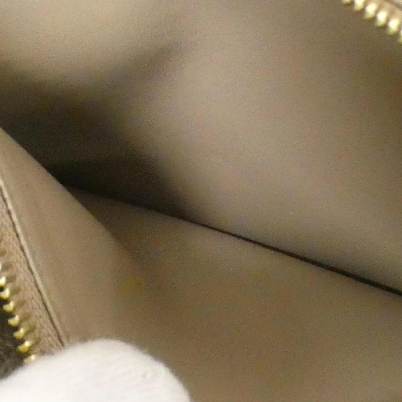 Ví Louis Vuitton Monogram Empreinte Zippy M69034 620306