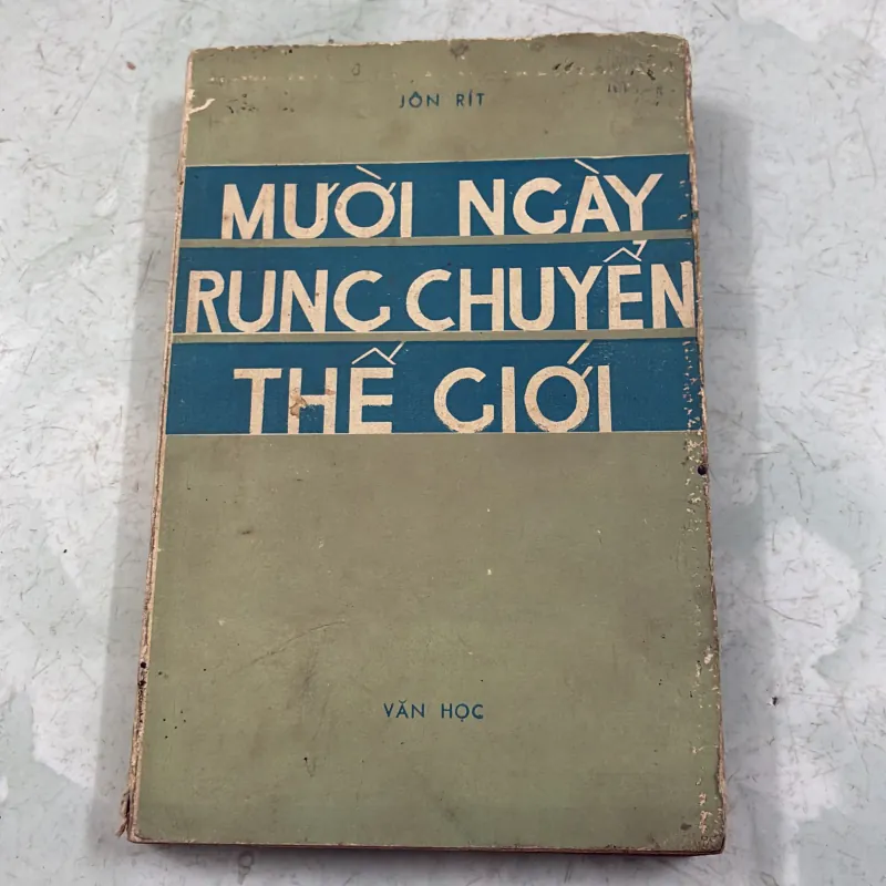 Mười ngày rung chuyển thế giới - 1977s 1019258