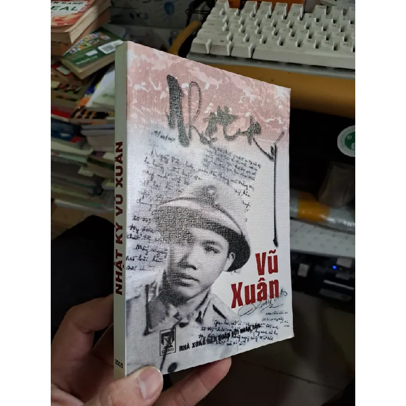 Nhật ký Vũ Xuân 2005 mới 90% ố nhẹ Văn học Việt Nam VAVO1709 560229