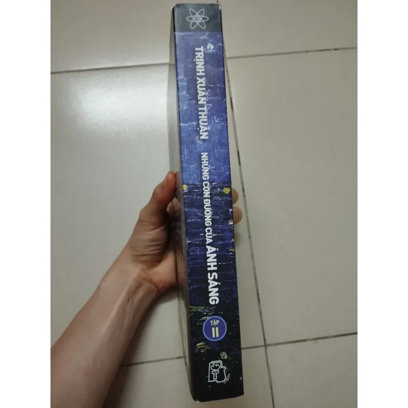 Những con đường của ánh sáng (tập 2) 694743