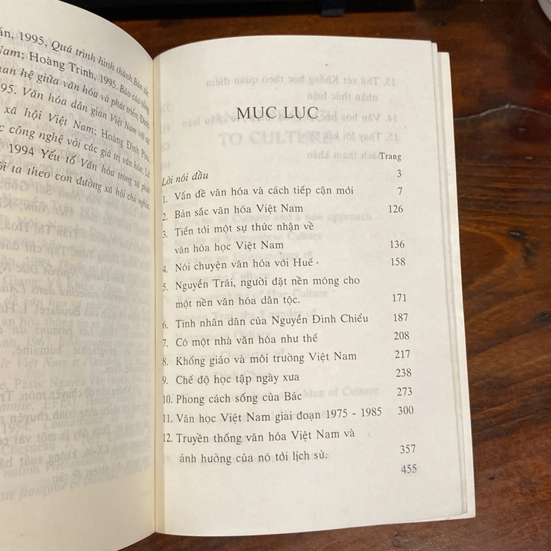 MỘT CÁCH TIẾP CẬN VĂN HÓA, PHAN NGỌC (XB 1999) 471773