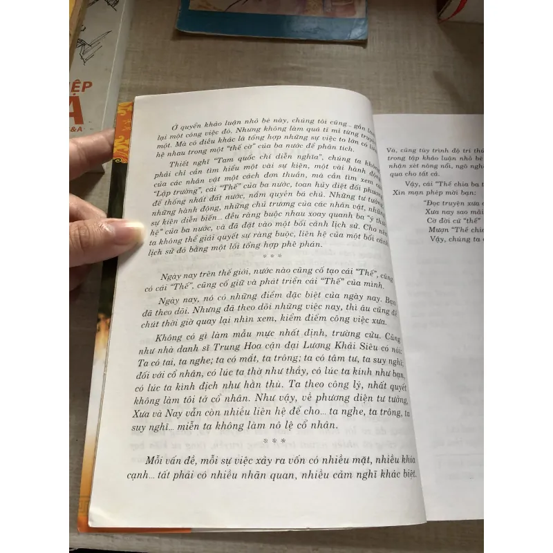 Tam quốc bình giảng-Nguyễn Tử Quang 993275