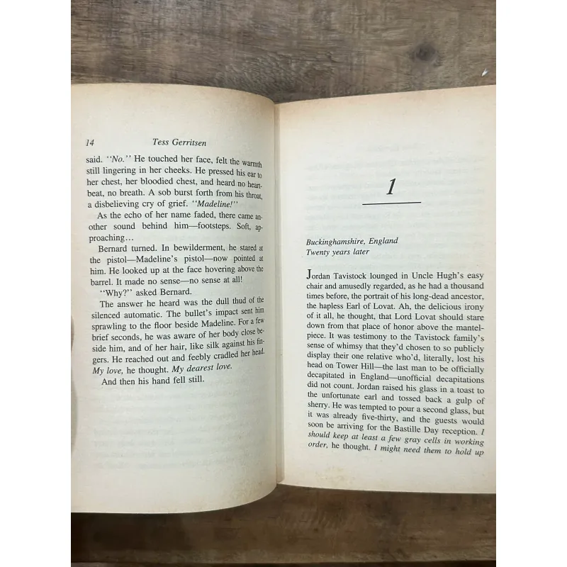 In Their Footsteps - Tess Gerritsen 731961