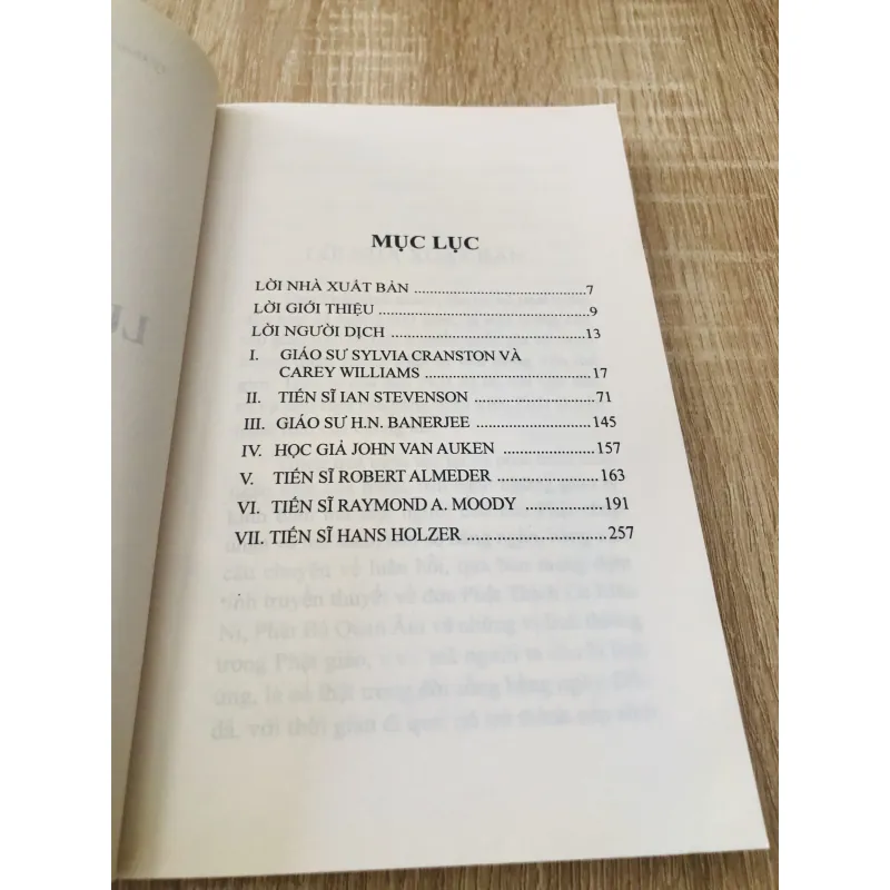 NHỮNG CHUYỆN LUÂN HỒI HIỆN ĐẠI  1024341