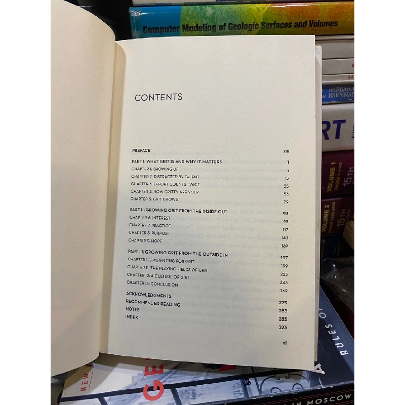 Grit: The Power of Passion and Perseverance - Angela Duckworth 759687