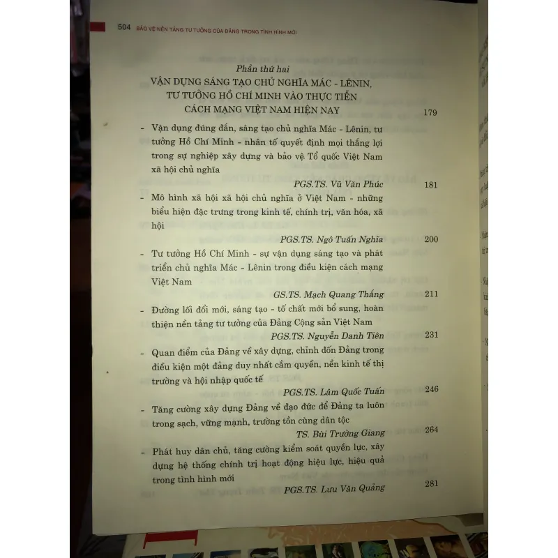 Bảo vệ nền tảng tư tưởng của Đảng trong tình hình mới  754962