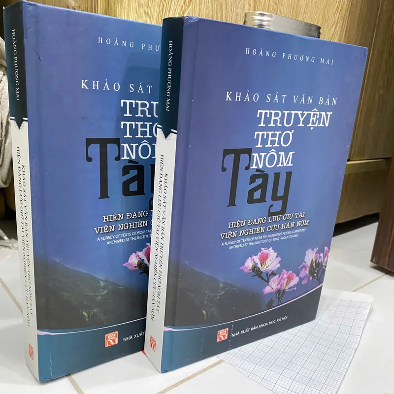Sách Khảo sát văn bán truyện thơ Nôm Tày 566792