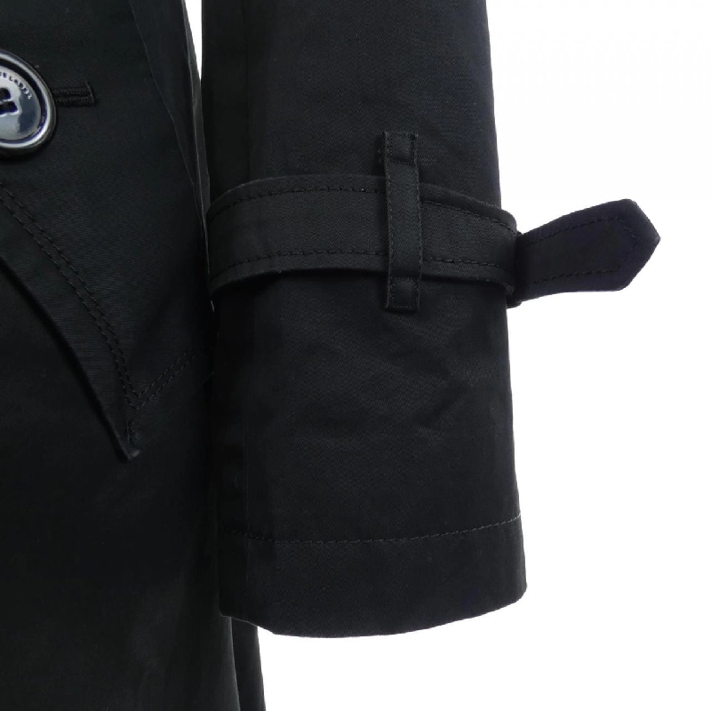 Áo khoác BURBERRY BLUE LABEL - Hàng hiệu Authentic 820953