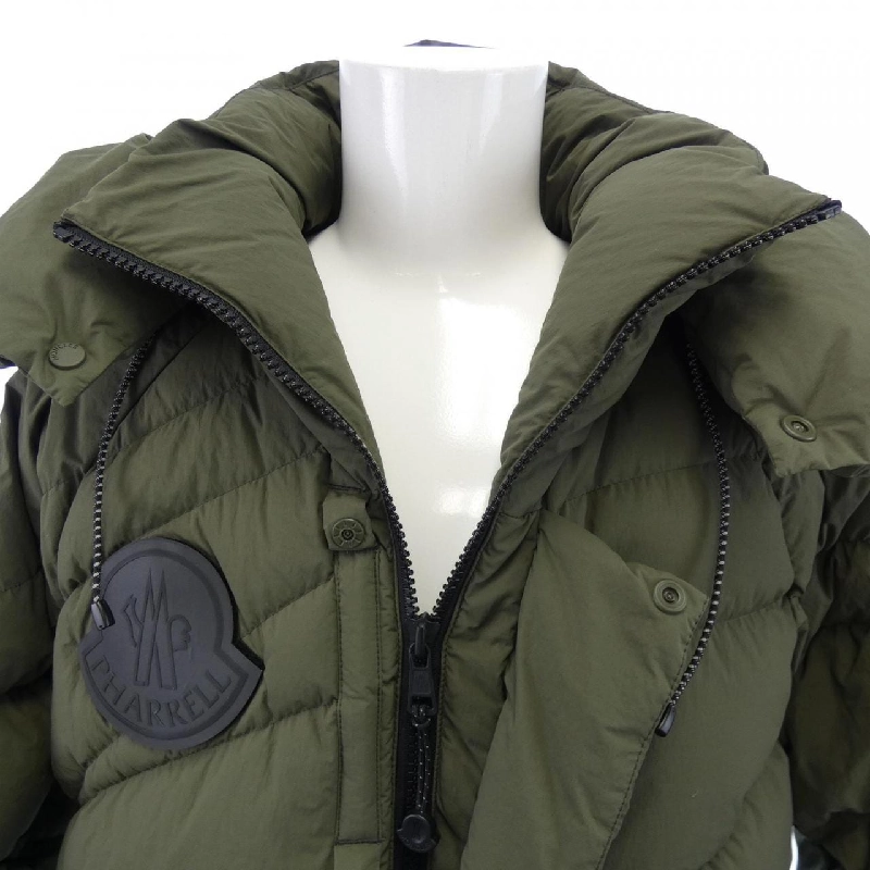 Áo khoác lông vũ MONCLER GENIUS PHARRELL WILLIAMS CHESTNUT - Hàng hiệu Authentic 893658