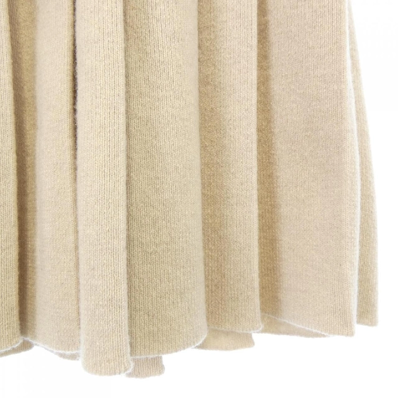 Chân váy logo MIU MIU MIU MIU MMG485 SOOO 14AY - Hàng hiệu Authentic 809116