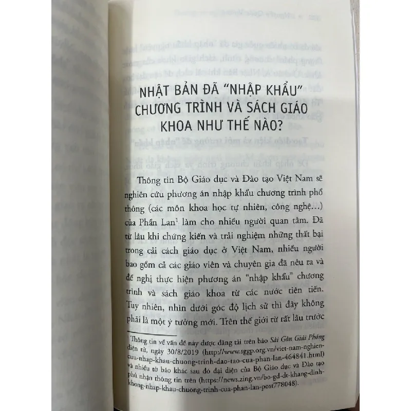 Đường xa nghĩ về giáo dục Việt Nam - Nguyễn Quốc Vương 695560