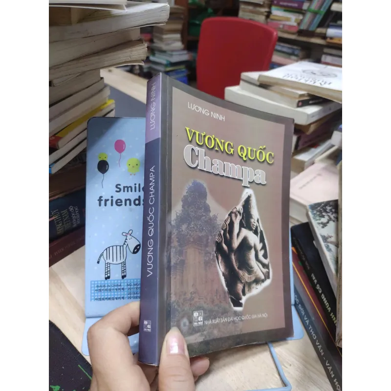 Sách: Vuong Quốc Champa (A3) Tác giả: Lương Ninh 693252