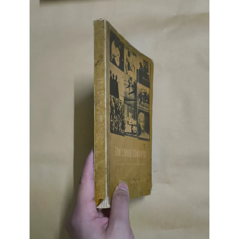 The Lively Rhetoric 973816