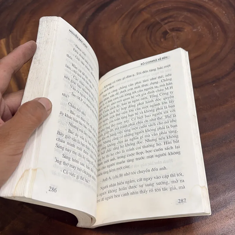 II Truyện Vừa Và Ngắn: Luật Đời - Nguyễn Bắc Sơn - 2004 1000910