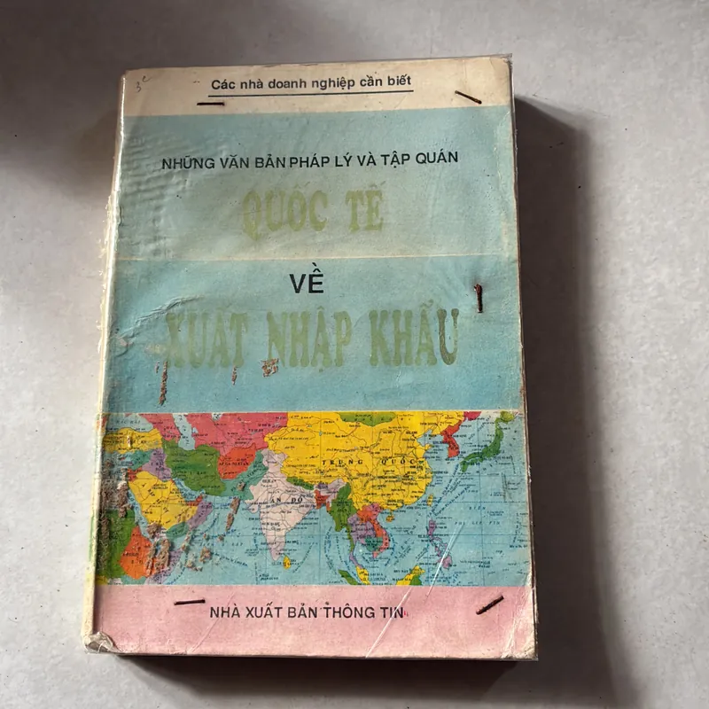 Các nhà doanh nghiệp cần biết về xuất nhập khẩu (2 cuốn) 739391