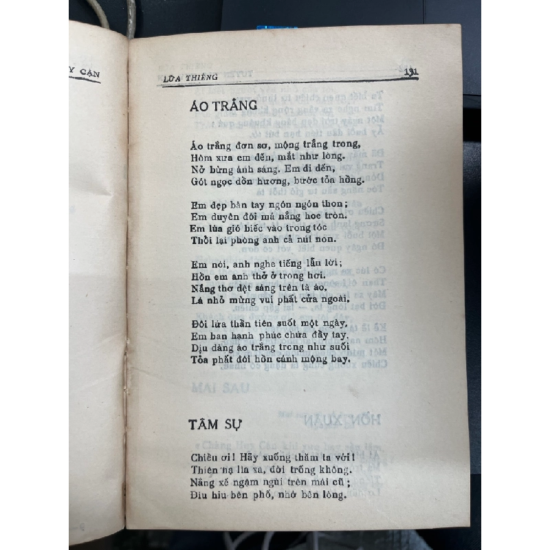 Tuyển Tập thơ - Huy Cận 455384