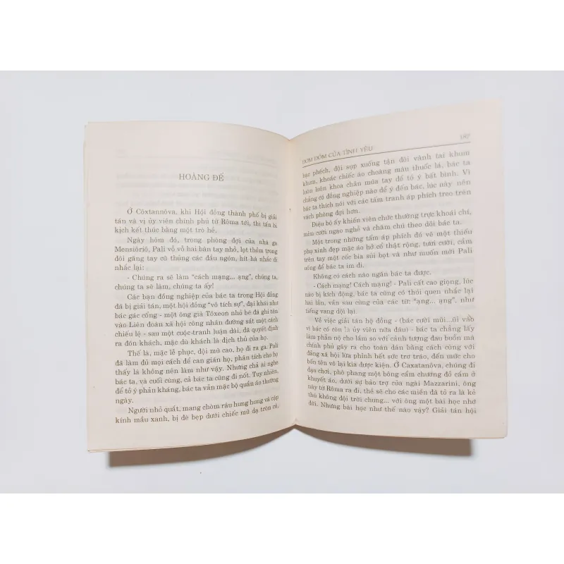 Đom Đóm Tình Yêu - Luigi Pirandello & A. Moravia 782997