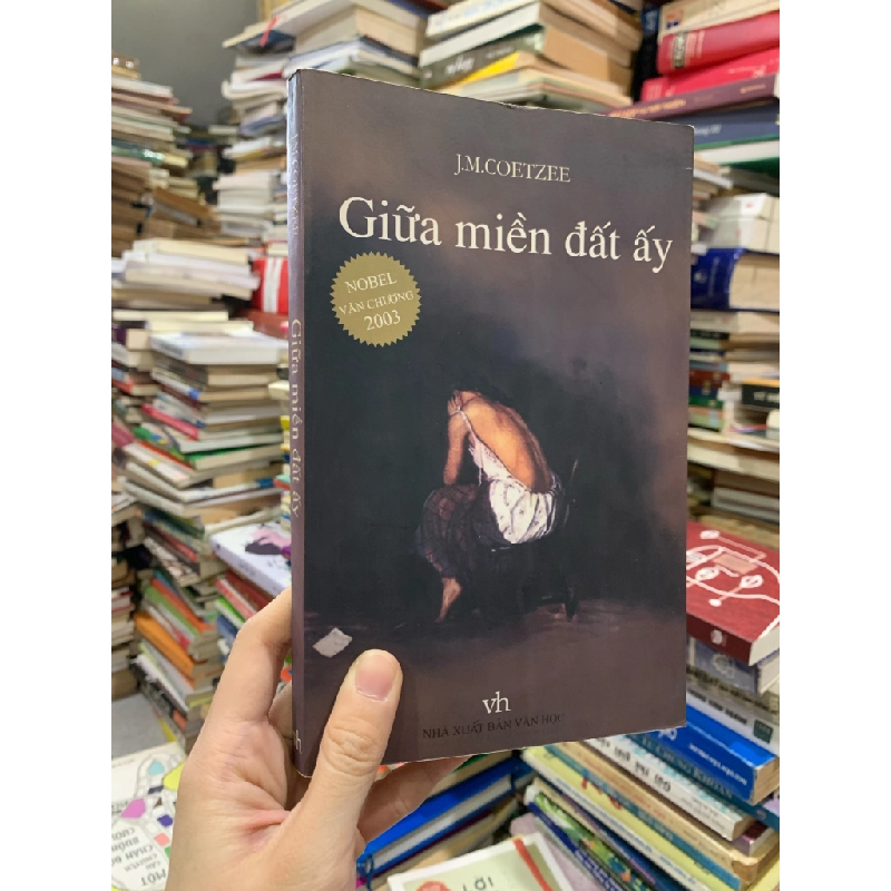 Giữa miền đất ấy - J.M Coetzee 121515