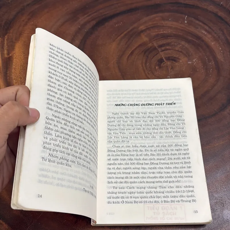 II Đối Thoại Và Tản Văn: Sự Kỳ Diệu Của Lịch Sử - Nam Hà - 2003 970761