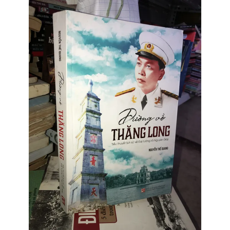 Đường về Thăng Long  736790